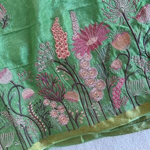 Gorgeous silk saree with unstitched blouse